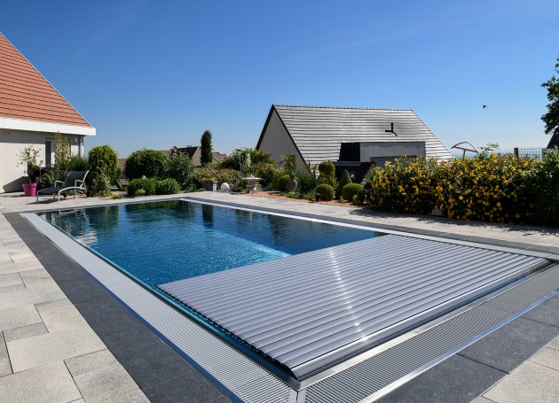 couverture solaire piscine