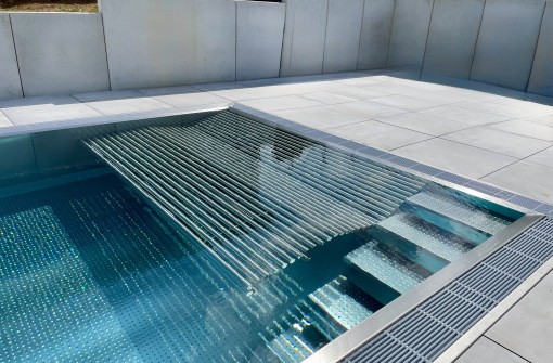 Piscine Inox Miroir Inoxia Suisse