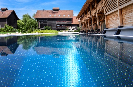 Piscine haut de gamme en inox sur mesure